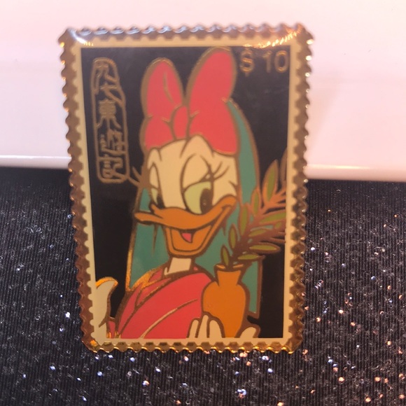 Disney Jewelry - Disney Daisy Duck Collectible Pin Brooch Gold Tone Red Egyptian Stamp Rare Find